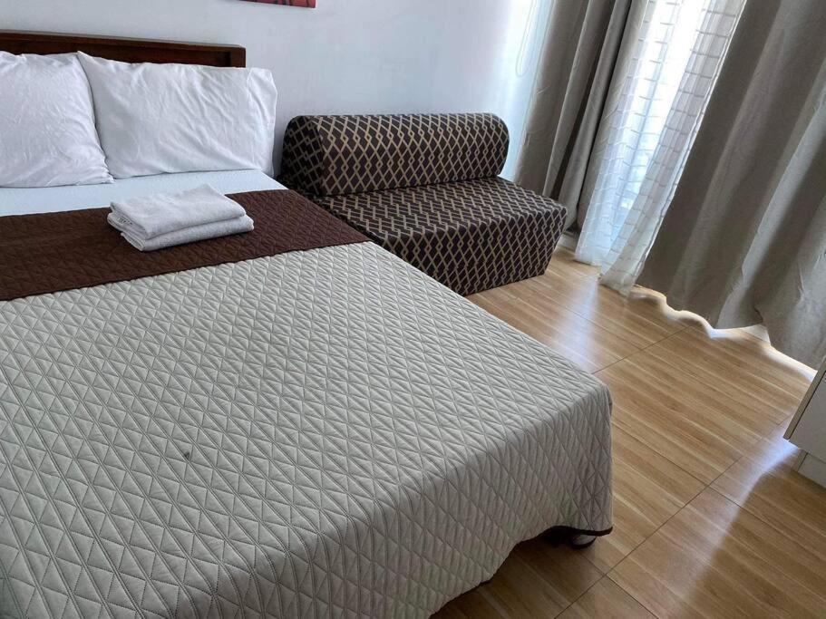 Azure Urban A13 Near Airport Wavepool Apartment